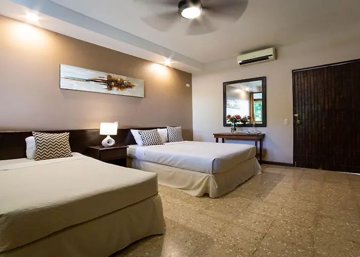 Hotel Diria
